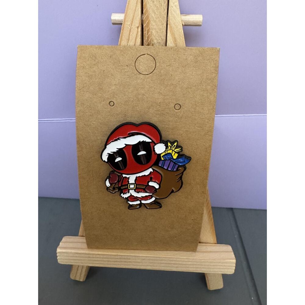 Deadpool Santa Christmas Enamel Lapel Pin Cartoon Marvel Sack Badge Rubber Back